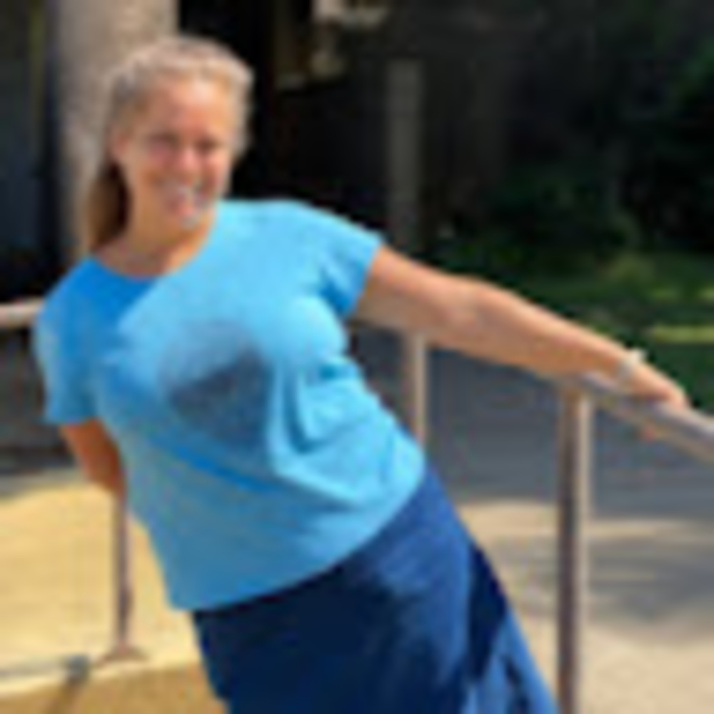 Meet your Posher, Aynsley